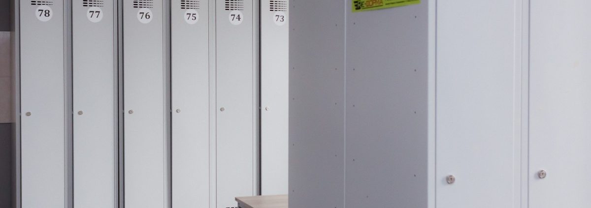 Купить металлические гардеробные шкафы в Минске